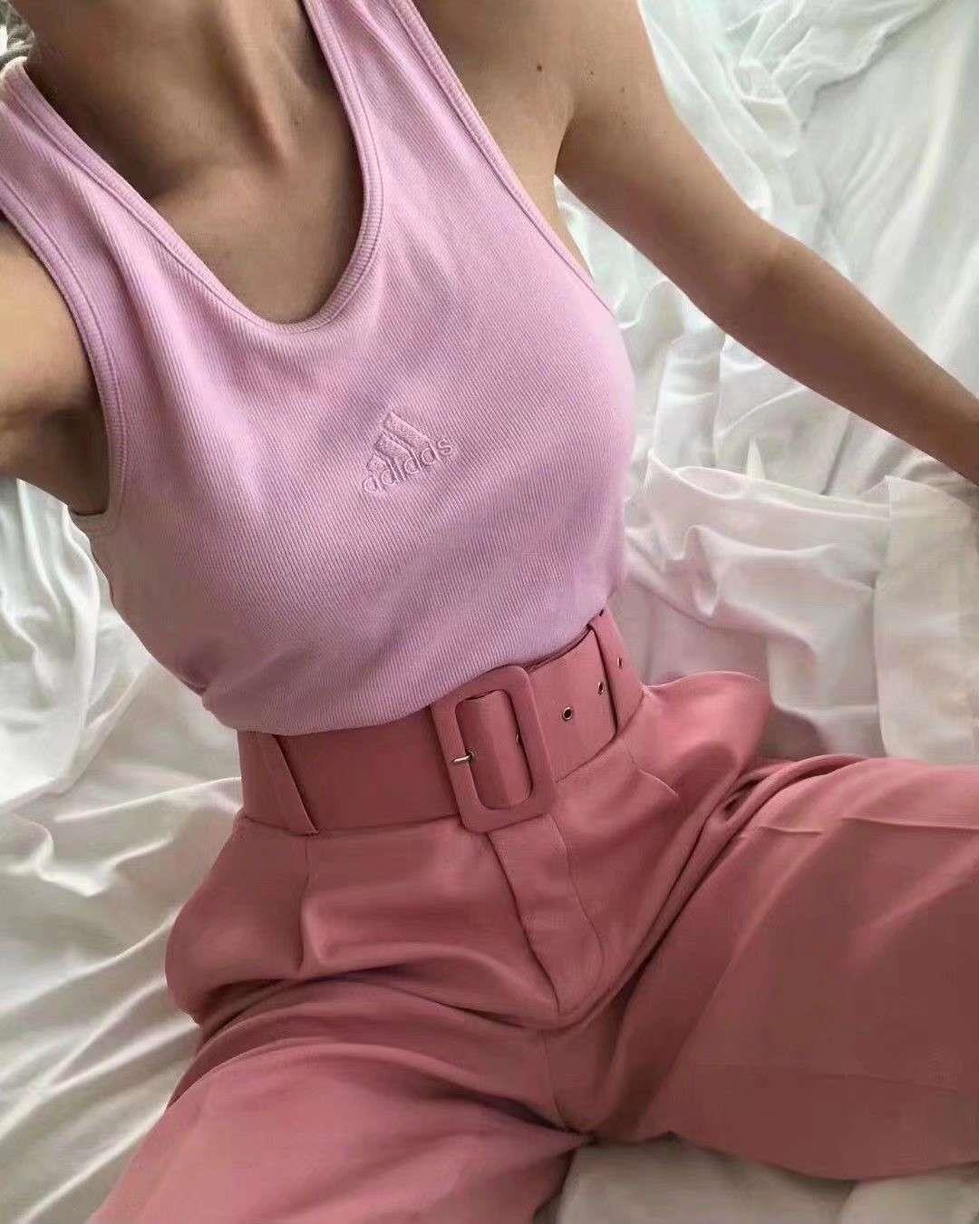 个性经典性感女生真人头像图片