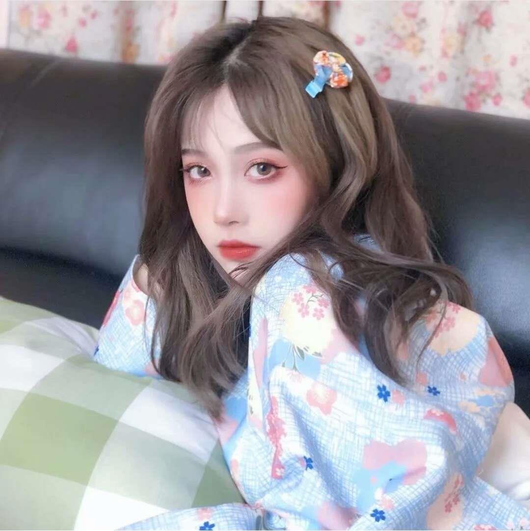 清纯可爱气质唯美女生头像图片