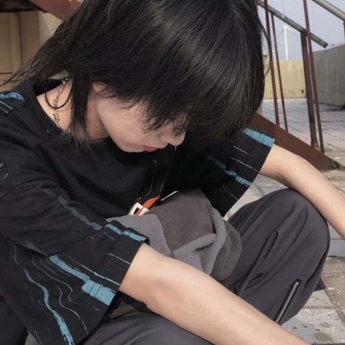 林客·高清男头/对我来说，你的存在本身，就是一束光头像图片