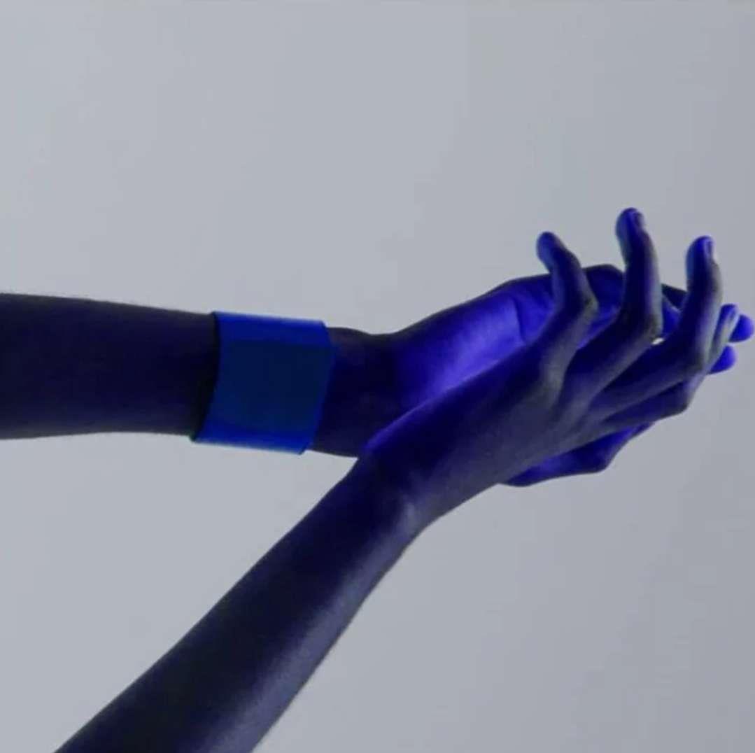 男生 黎明之前总有段时间特别黑.头像图片