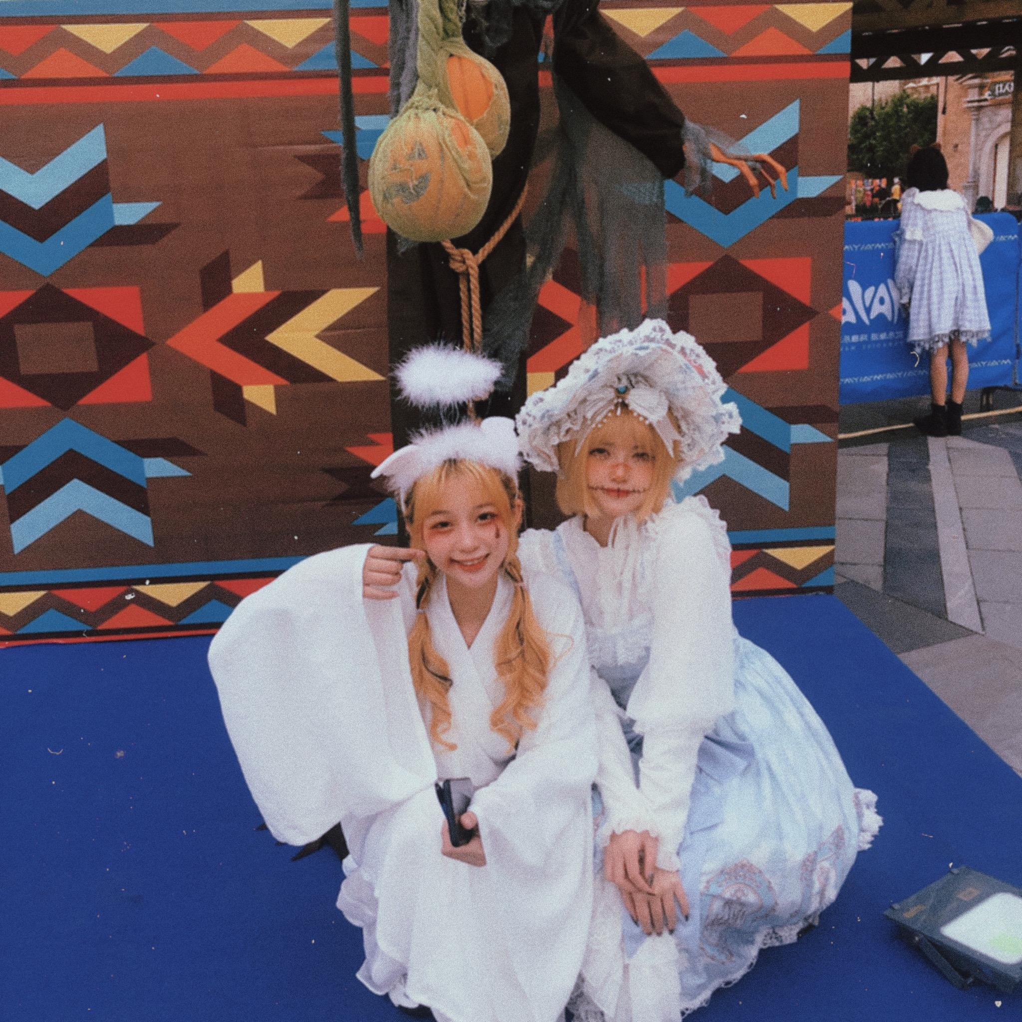 陪你可可爱爱奇奇怪怪头像图片