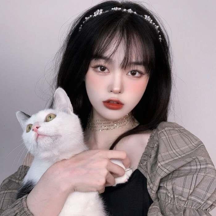 个性可爱成熟真人女生微信头像图片