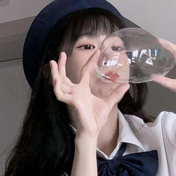 个性可爱成熟真人女生微信头像图片