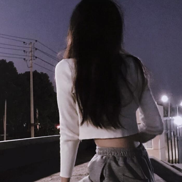 个性可爱成熟真人女生微信头像图片