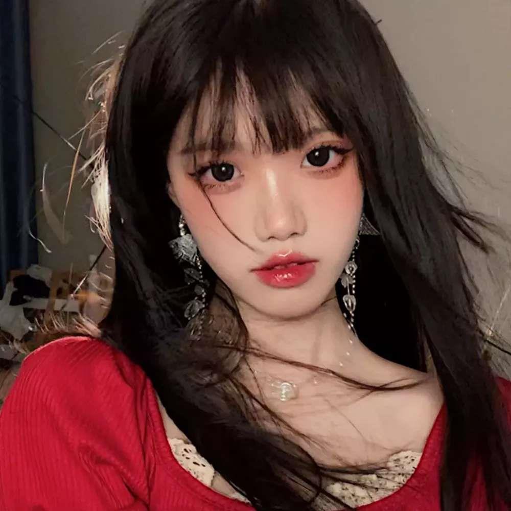 尤眠/散装女头皆美丽/拿头给个心叭头像图片