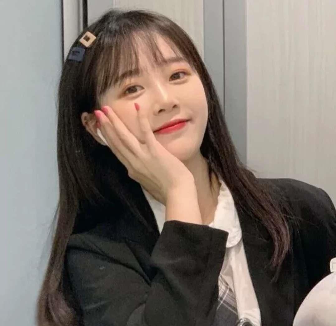 优质女头/零碎的岛屿也会找到海.头像图片