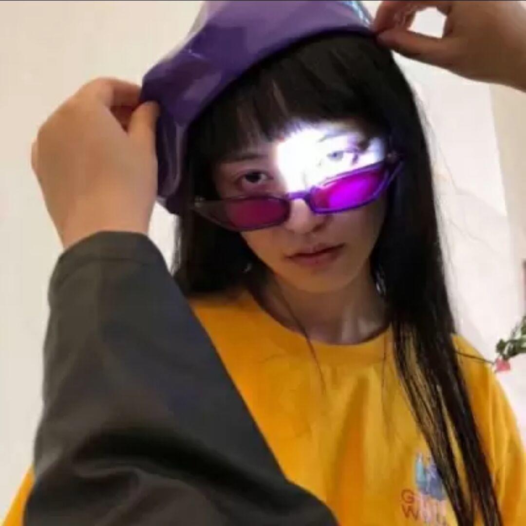 个性高冷御姐女生高清头像图片