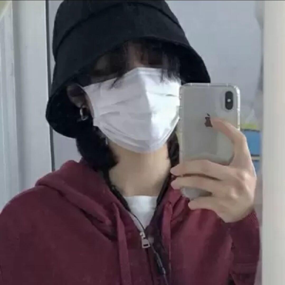 个性高冷御姐女生高清头像图片