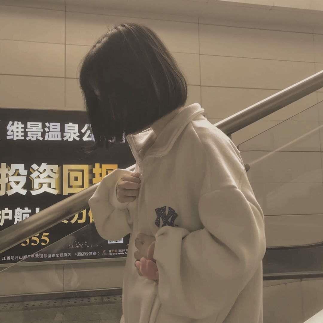 秋季暖色调女生漂亮温暖文艺头像图片