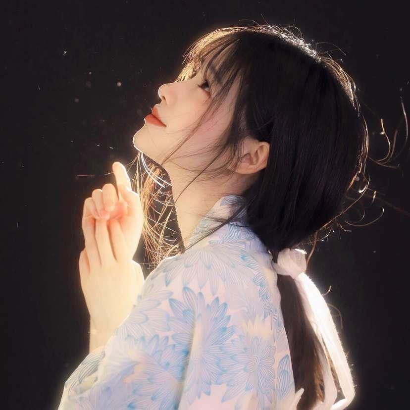 温柔文雅好看小清新女生气质微信头像大全图片