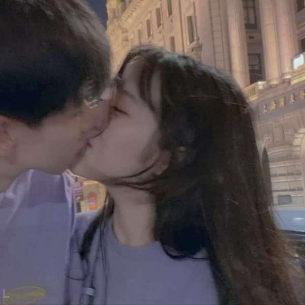 青春唯美甜甜的情侣真人头像图片