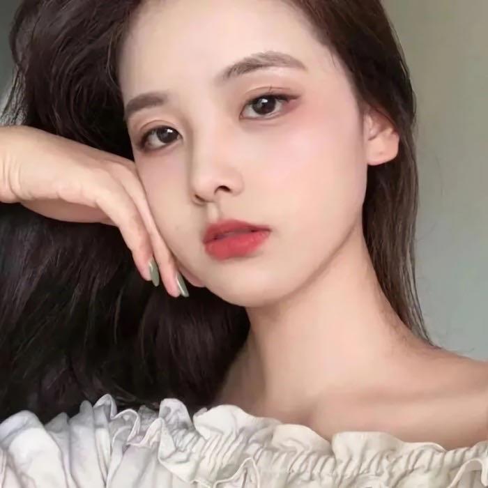 温柔女孩是宝藏漂亮女生真人头像图片