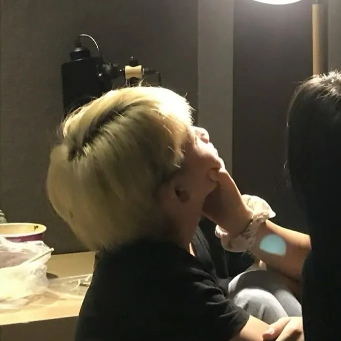 亲昵十足的小情侣唯美情侣头像图片大全