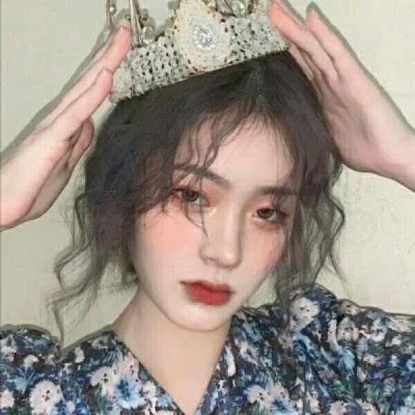等风来清新好看的港风美人头像图片
