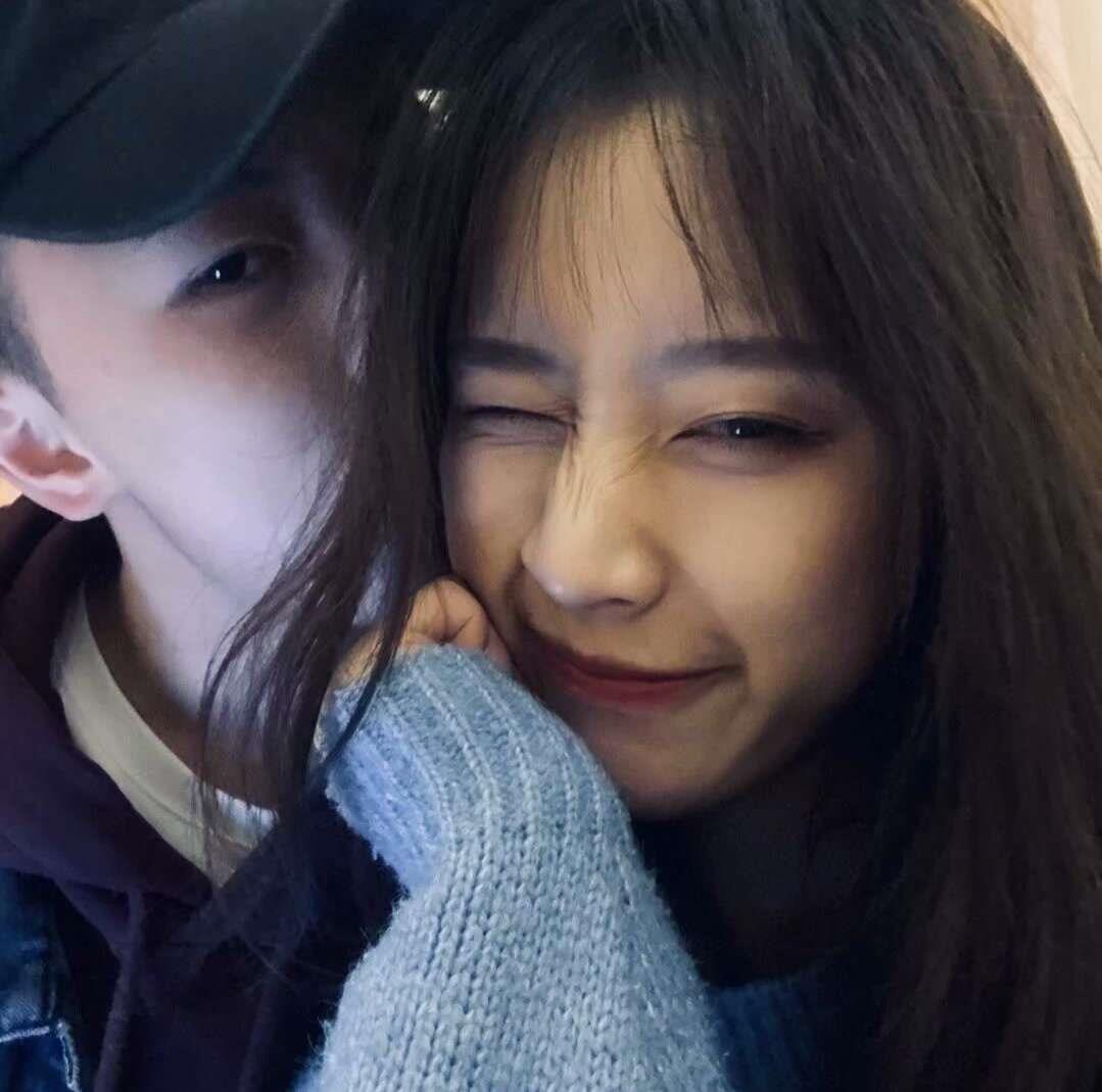 超甜的浪漫唯美情侣真人头像图片