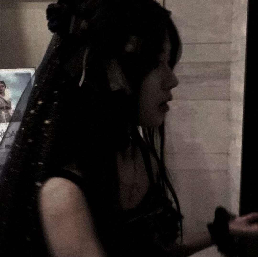 个性酷炫霸气女生头像图片