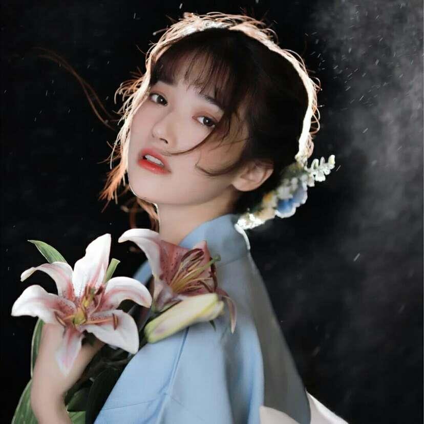漂亮女生精致侧颜头像图片