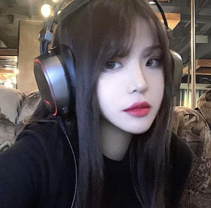 你直接拒接我比看到我消息不回复善良一百倍头像图片