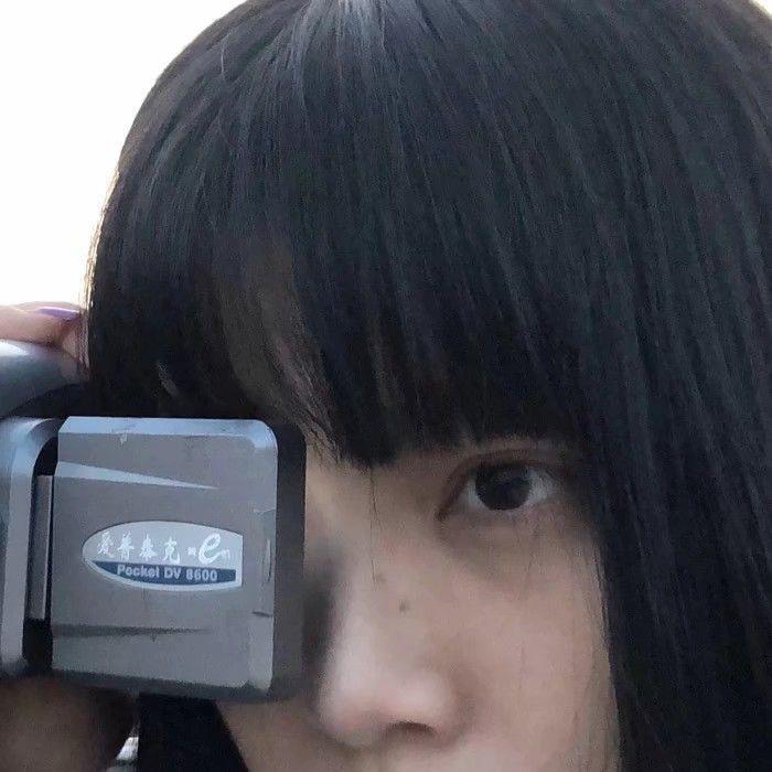 客桥.高级感女头/隔山隔海我也爱你头像图片