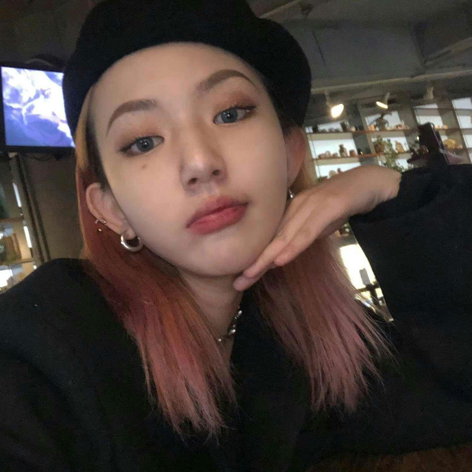 酷女孩，你值得拥有（哇哈哈哈哈） 快来“爆”走吧（嘿嘿嘿嘿）头像图片