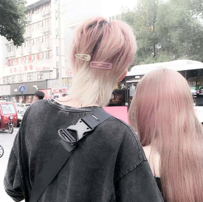 情侣/乖乖跟着我，不要到处乱跑头像图片