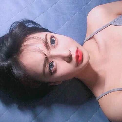 唯美/真人/女生:我想要明目张胆的爱而不是小心翼翼的爱！头像图片