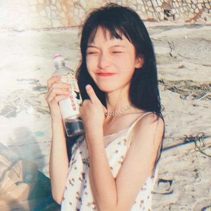 女头? 一眼万年。头像图片