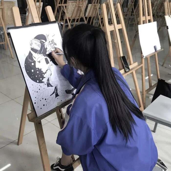 下次别再心动了笨蛋。头像图片