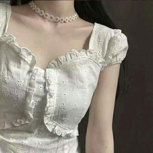 不露脸女生复古画风绝美头像图片