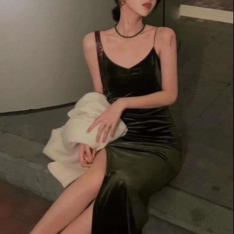 高冷气质真人美女微信高质量头像图片