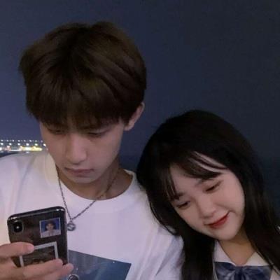 亲密无间的超甜情侣真人微信头像图片大全