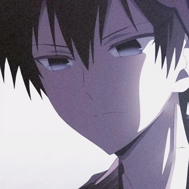 眼神里透露着伤感无奈的动漫男生头像图片