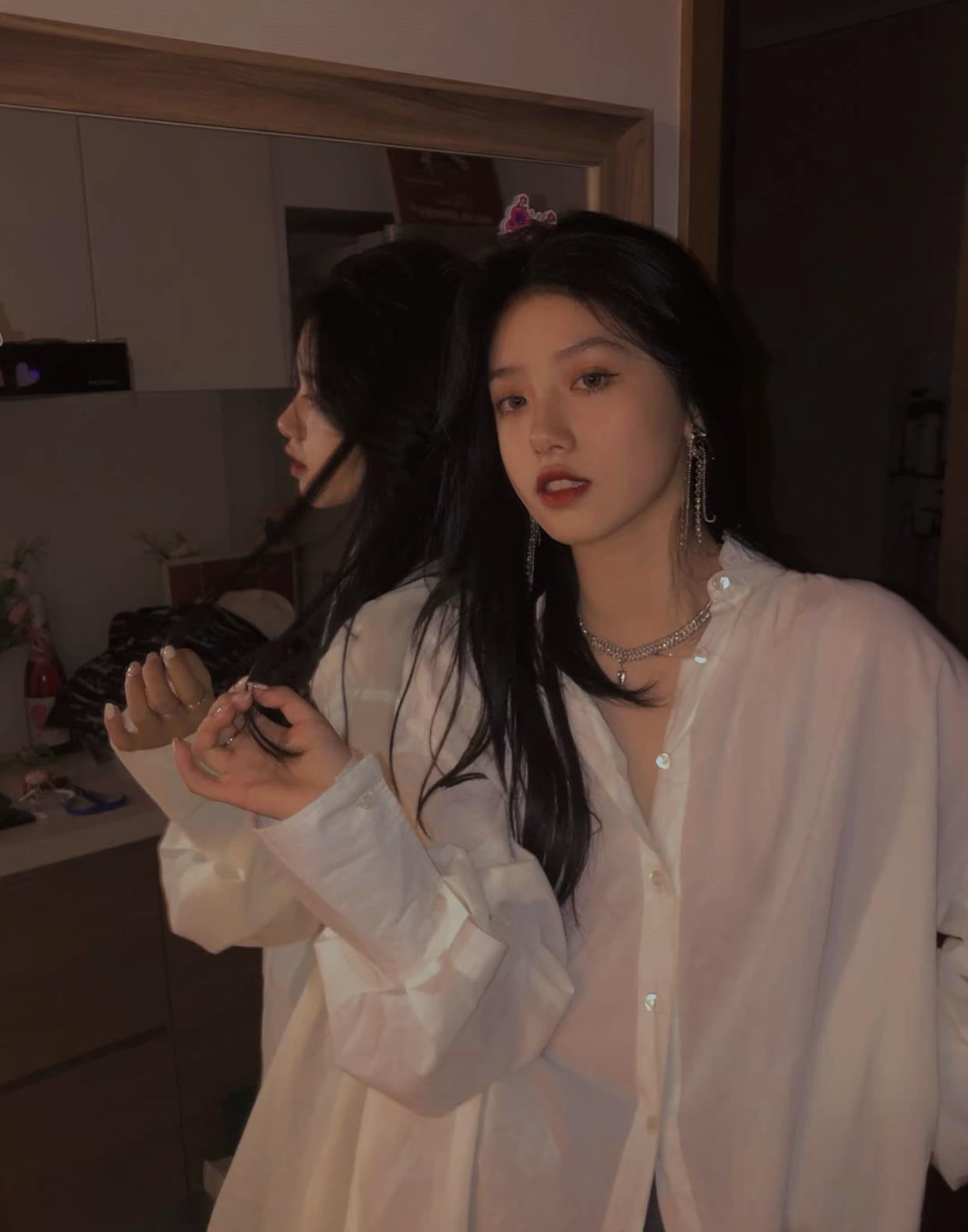 林杺 / 在谷底也要开花.头像图片