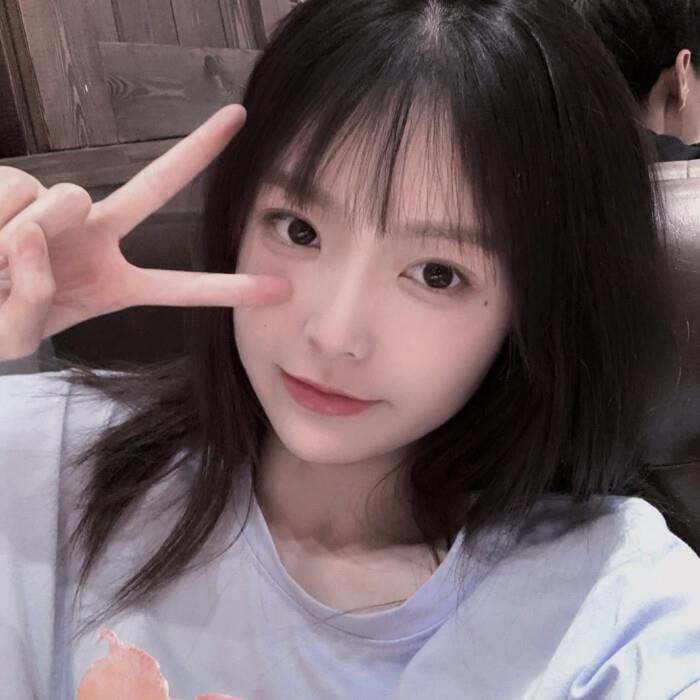 祁宋 微信唯美魅力真人女生头像图片