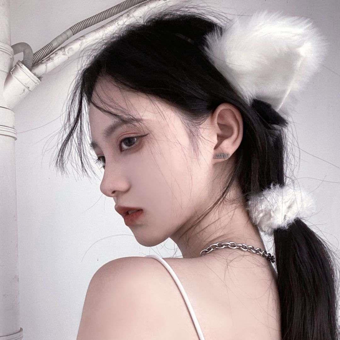 干净时尚ons高冷女生头像图片