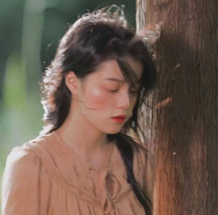 真人女头/二传注明☞礼貌拿图头像图片