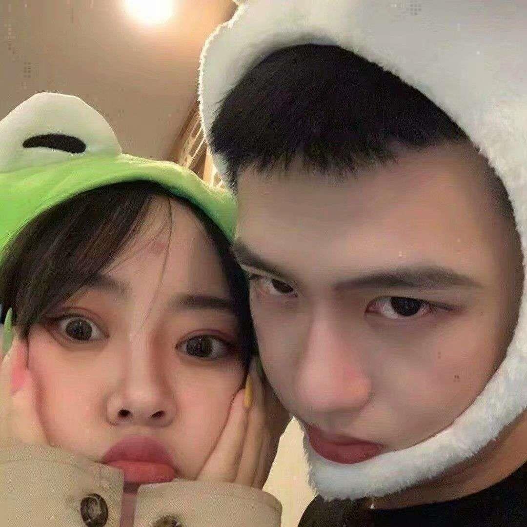 精选真人一对两张优质ins情侣头像图片