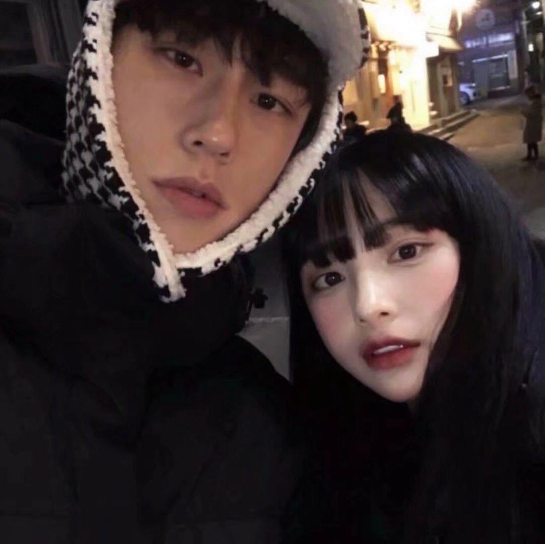 精选真人一对两张优质ins情侣头像图片