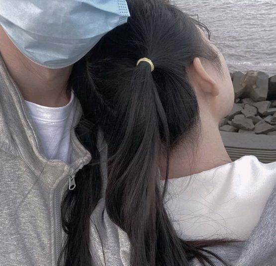 精选真人一对两张优质ins情侣头像图片