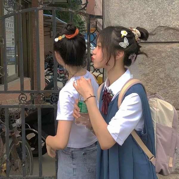 爱笑的女孩运气都不会太差，那他妈运气差的女孩能笑得出来？头像图片