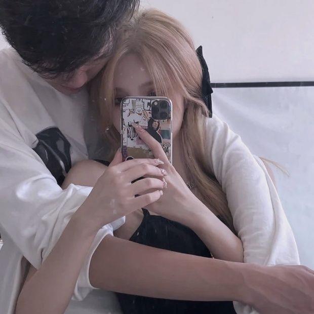 高清唯美成熟小众情侣 疲倦的生活里 总要有些温柔梦想头像图片