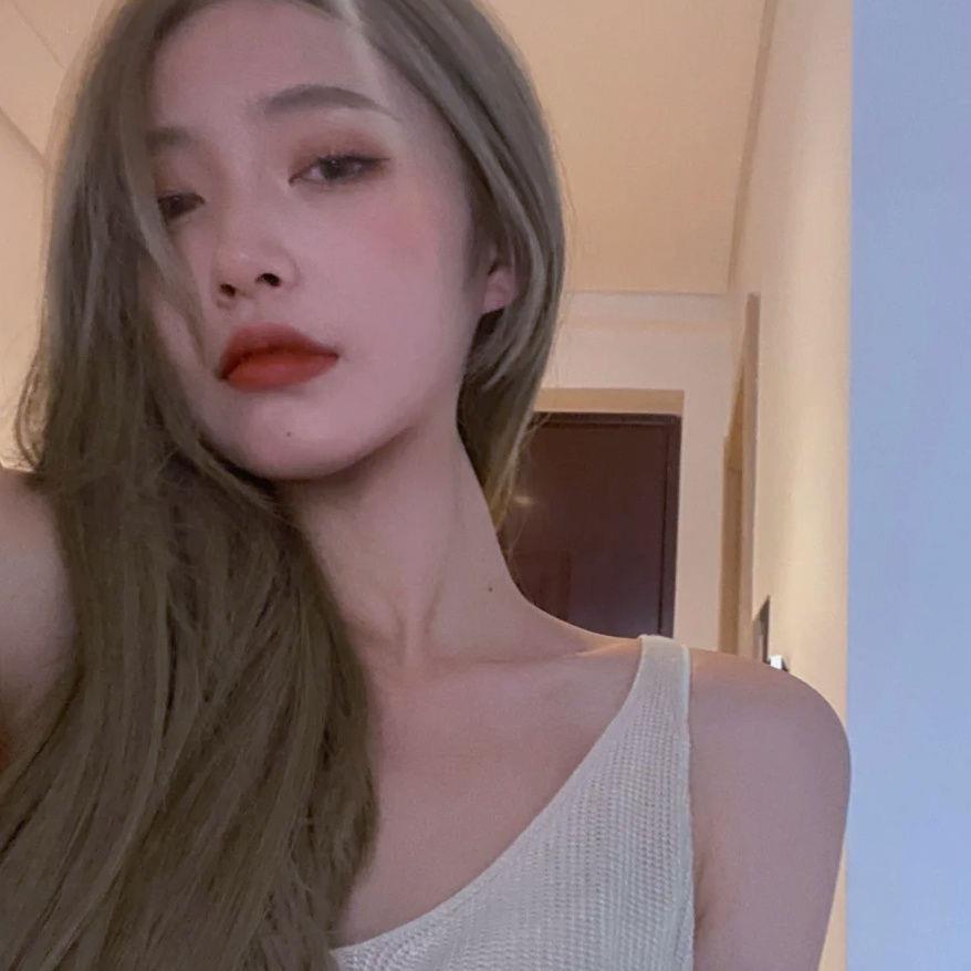 真人ins微信唯美成熟头像图片
