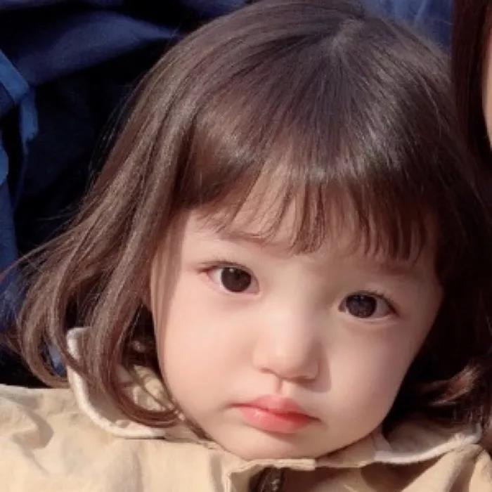 天生丽质的漂亮小女孩可爱头像图片