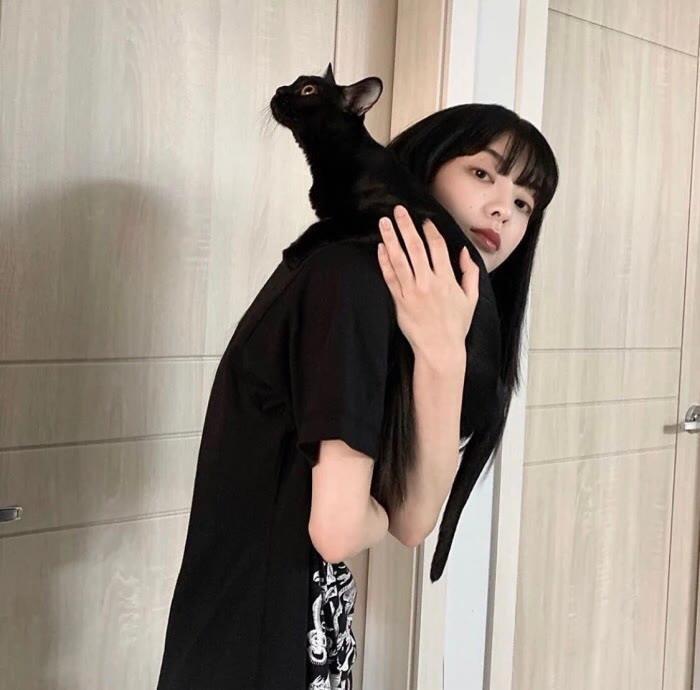 女头 喜乐有分享，共度日月长头像图片
