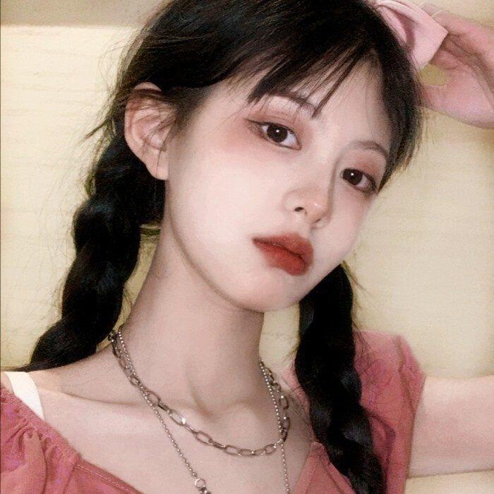 高冷、元气、可爱、甜美漂亮的真人美女头像图片