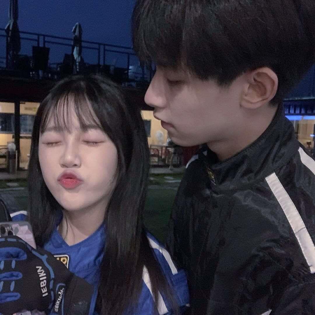 好看的情侣秀恩爱自拍高清QQ微信头像图片