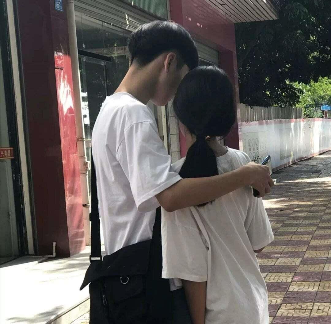 宋知意 ins小众清新真人恩爱情头一对两张头像图片
