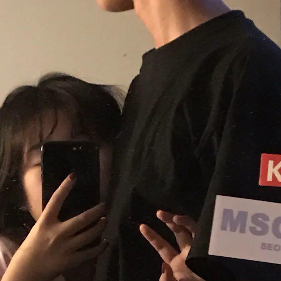 宋知意 ins小众风格恩爱真人情头一对两张头像图片