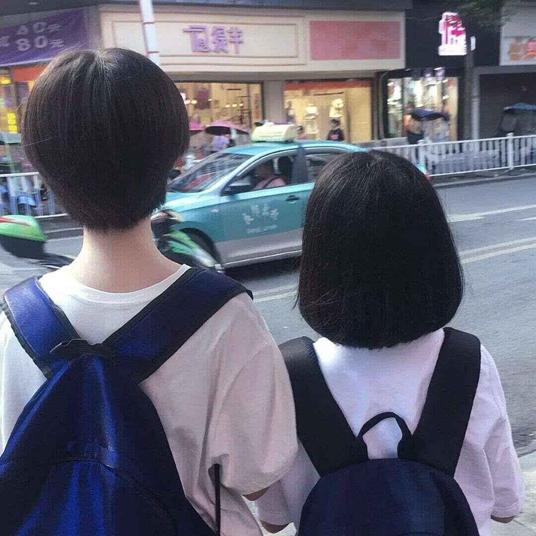 宋知意 ins小众风格恩爱真人情头一对两张头像图片