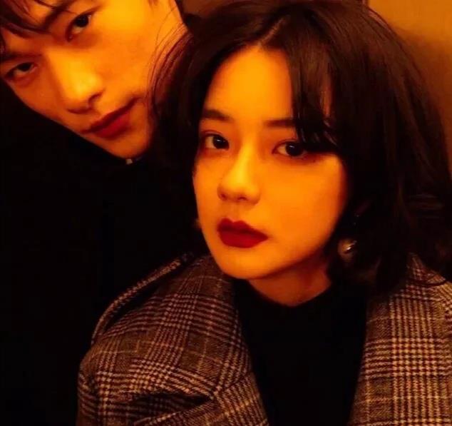 好看的港风真人情侣头像图片大全